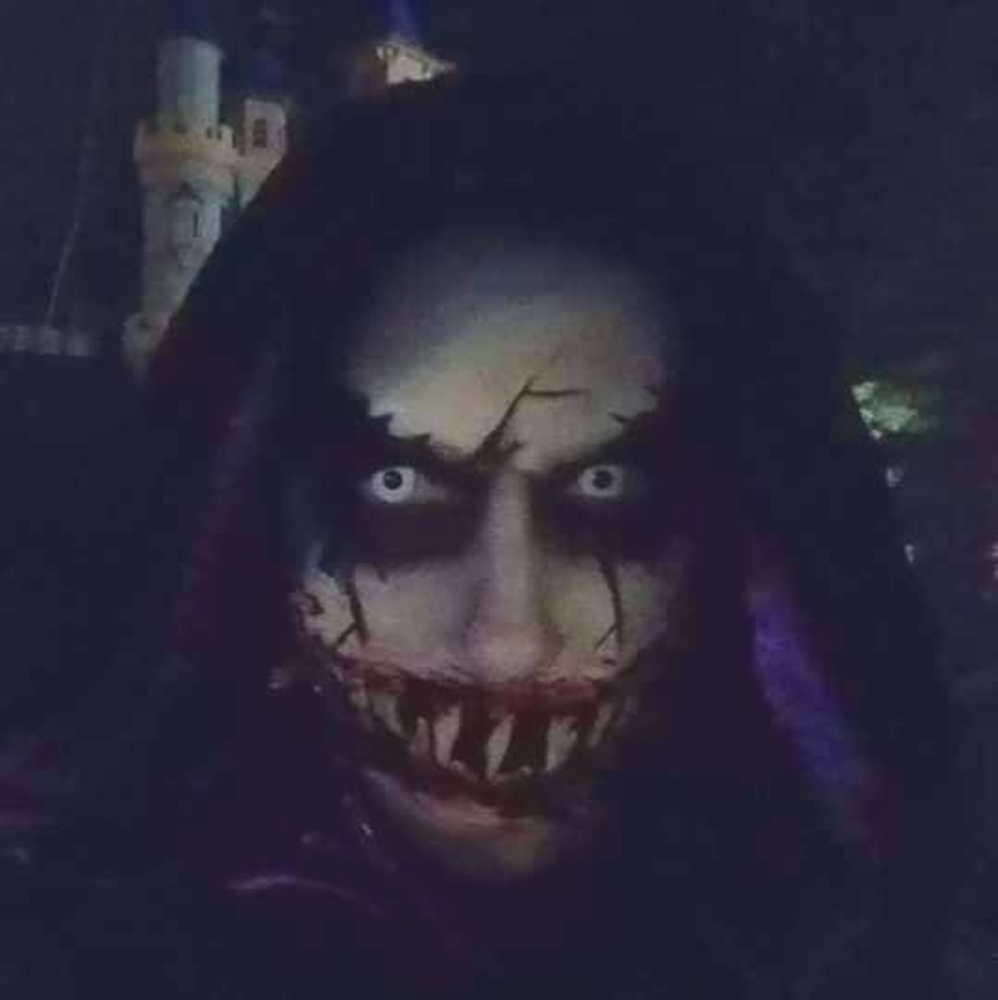 Meet your Posher, Carolyn